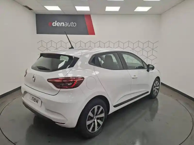 Renault Clio tce 90 — photo 16