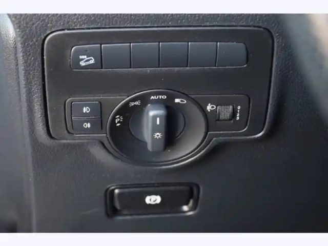 Mercedes Vito 114 cdi 4x4 fourgon compact — photo 8