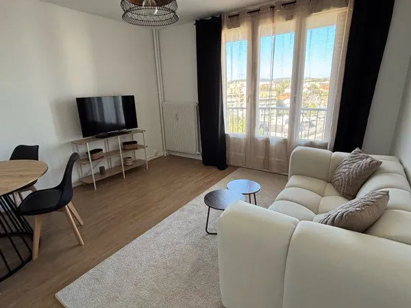 F3 MEUBLÉ RÉNOVÉ - 56 m² - BALCON & CAVE - 850 CC