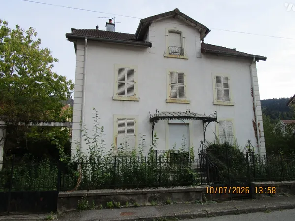 Maison 10 pièces 209 m²