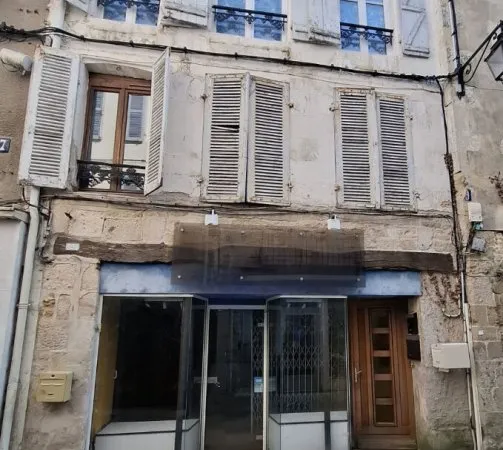 Immeuble de rapport en monopropriété Saint-Maixent
