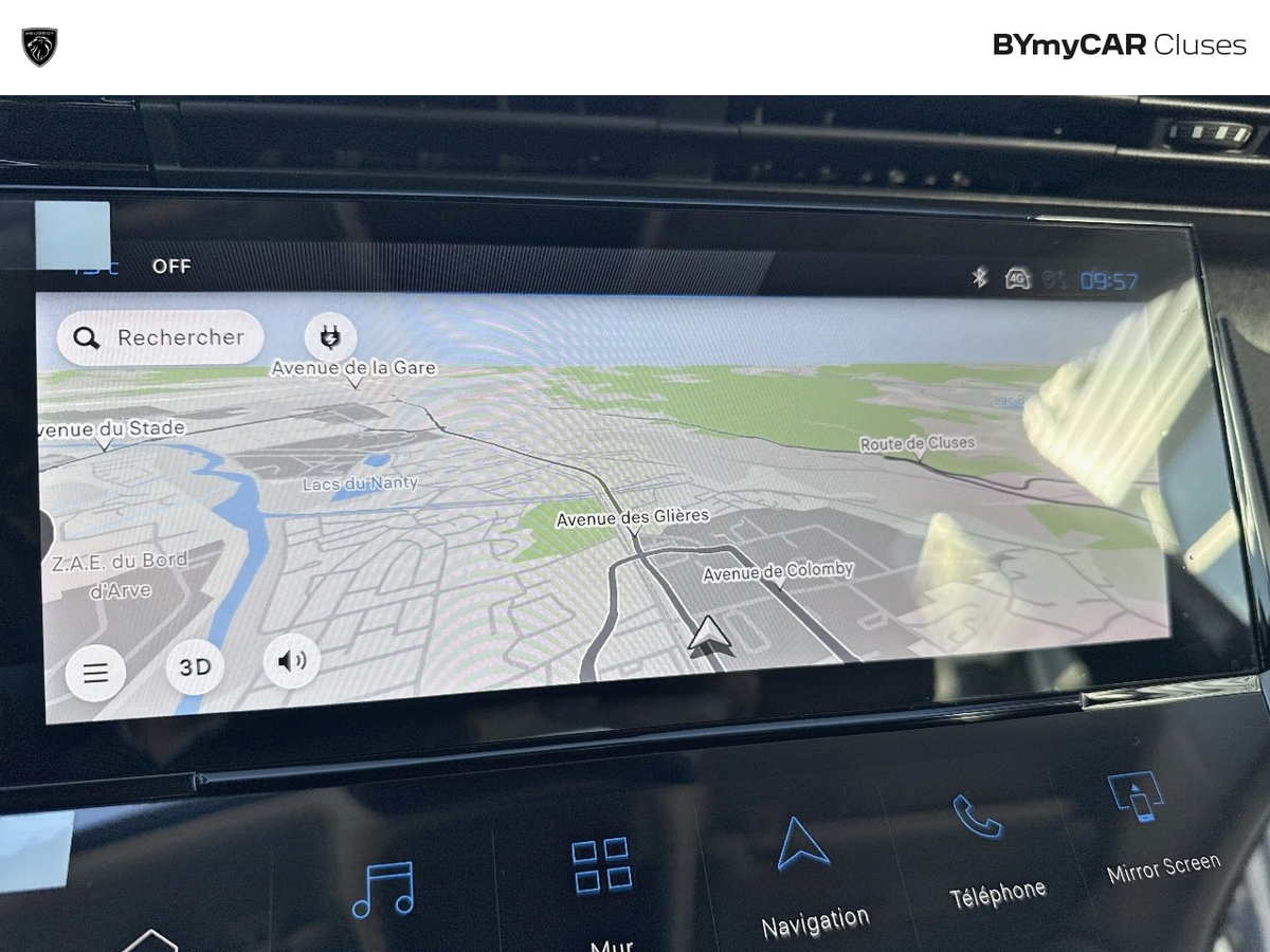 Peugeot 308 Plug-in Hybrid 195 ch e-DCS7 — photo 11