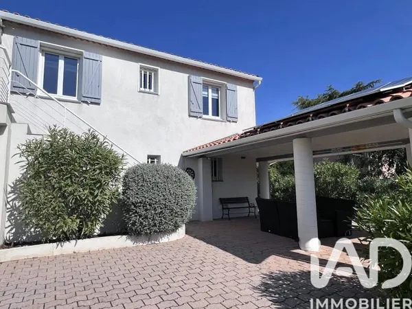 Maison 5 pièces 164 m²