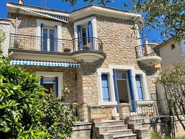 Maison 6 pièces 160 m²