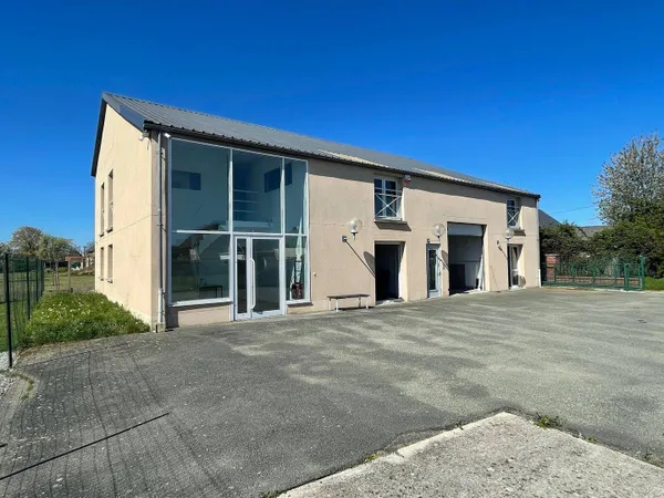 Local d'activité 380 m²