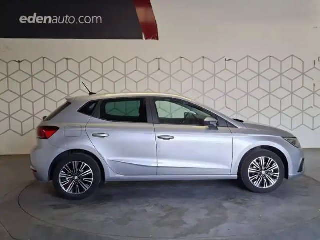 Seat Ibiza 1.0 tsi 110 ch s/s bvm6 — photo 6