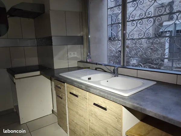 Loue T2 50m2 MOUSSAC
