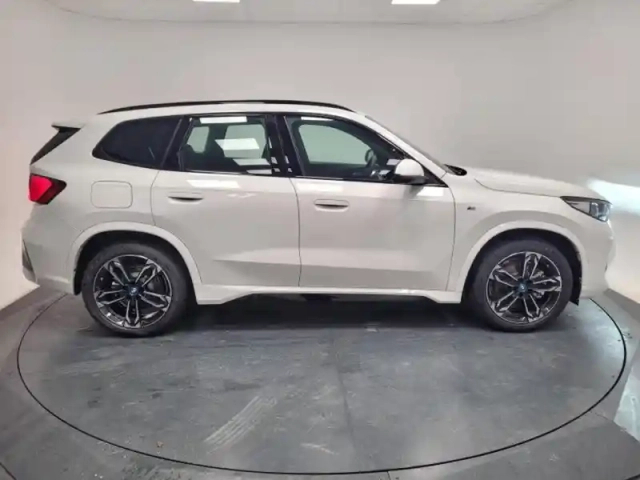 Bmw X1 xdrive30e 326ch m sport — photo 5
