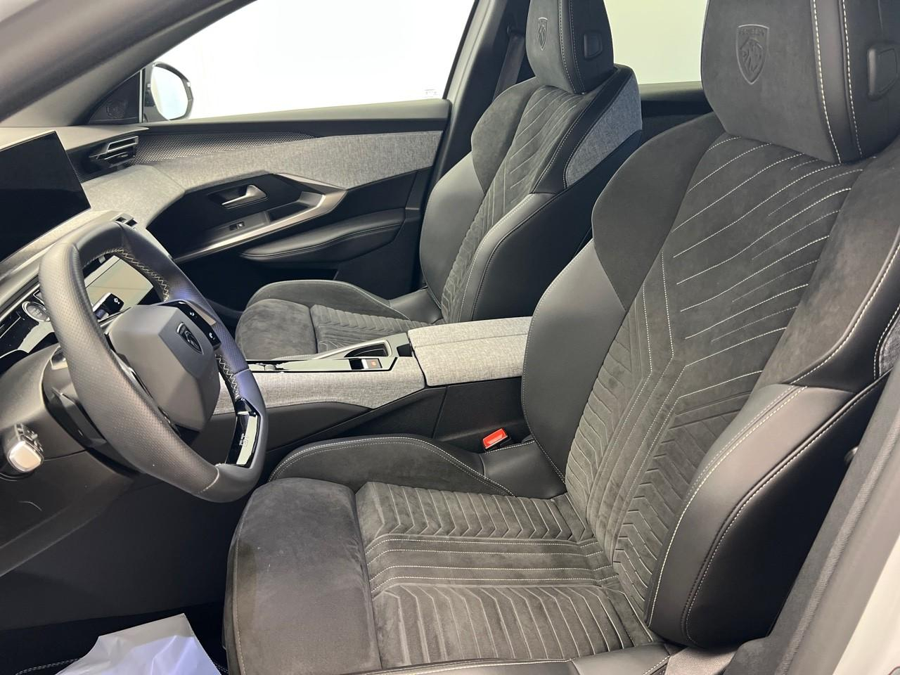 Peugeot 3008 hybrid 145 e-dcs6 gt — photo 9