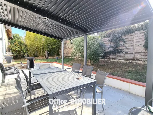 Maison 7 pièces 224 m²