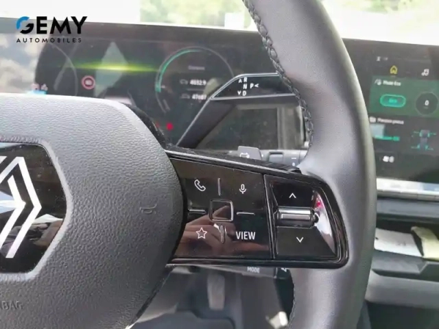 Renault Megane e-tech ev60 220 ch super charge — photo 22