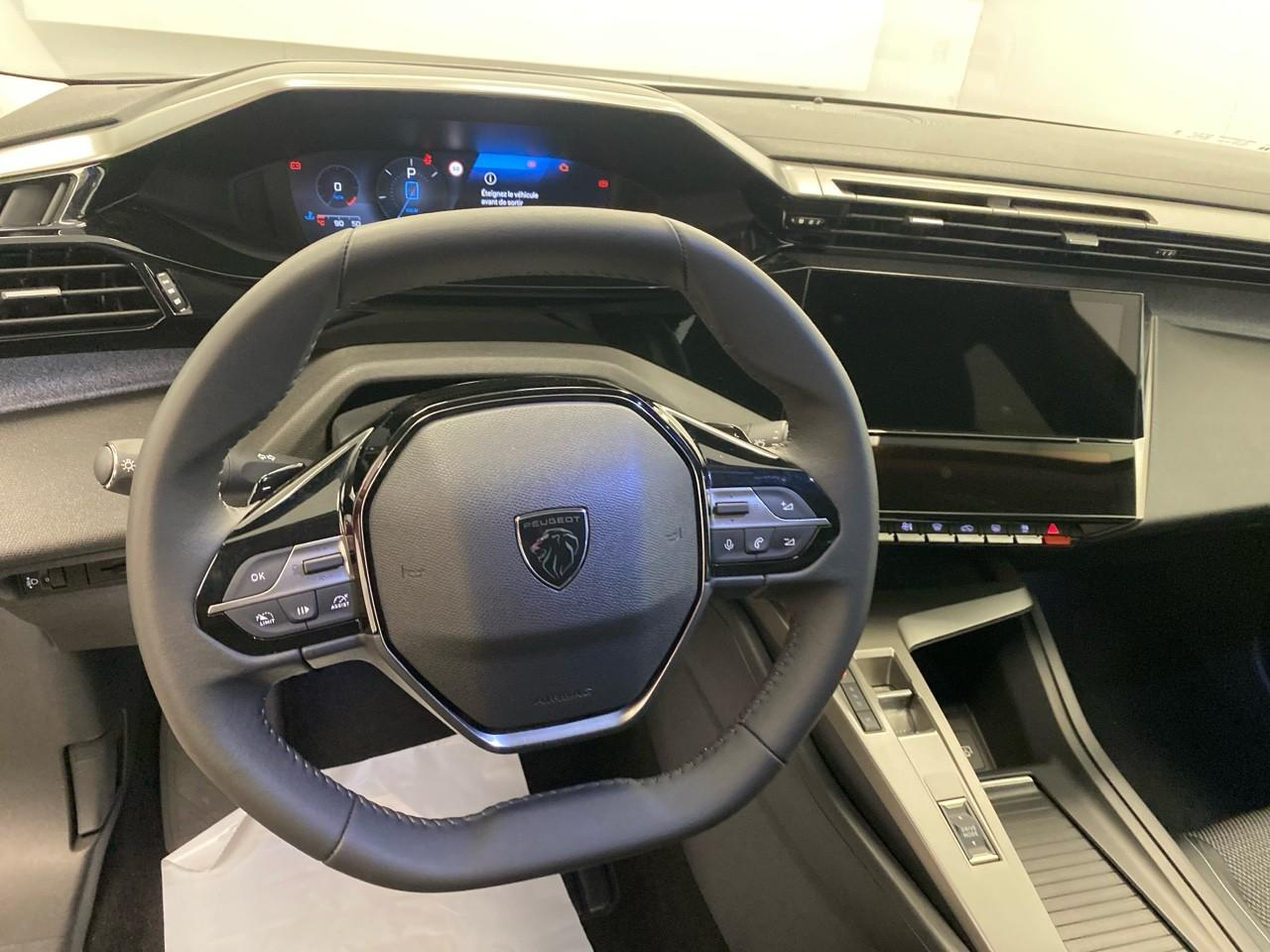 Peugeot 308 hybrid 136 e-dcs6 allure — photo 12