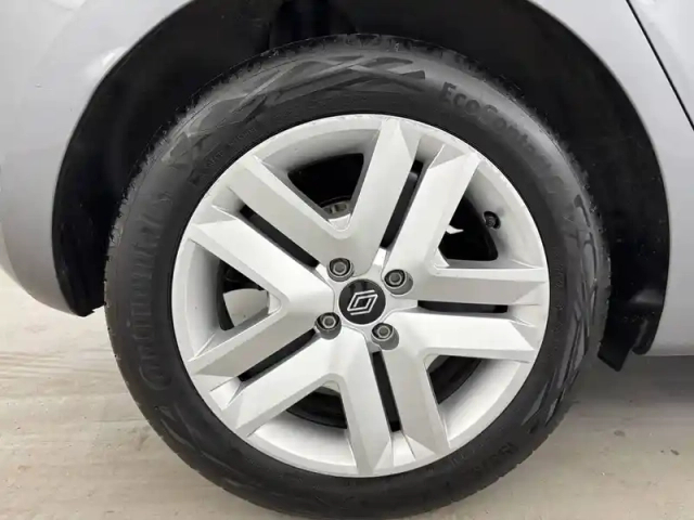 Renault Clio tce 90 — photo 31