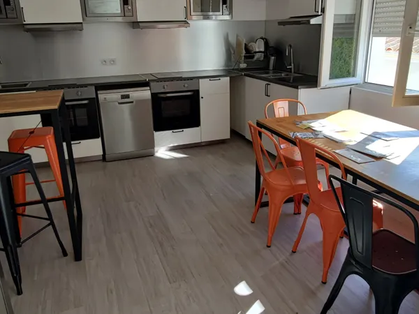 Loue chambre en colocation dans appartement
