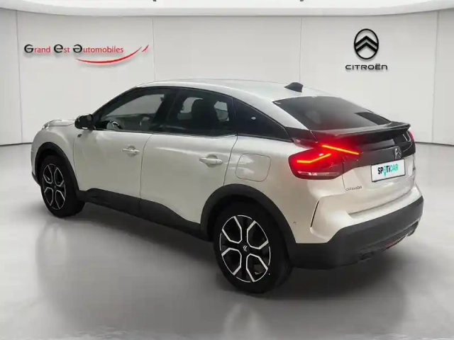 Citroën C4 moteur électrique 136ch (100 kw) shine automatique — photo 3
