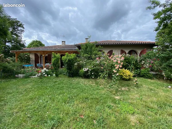 Maison 9 pièces 180 m²