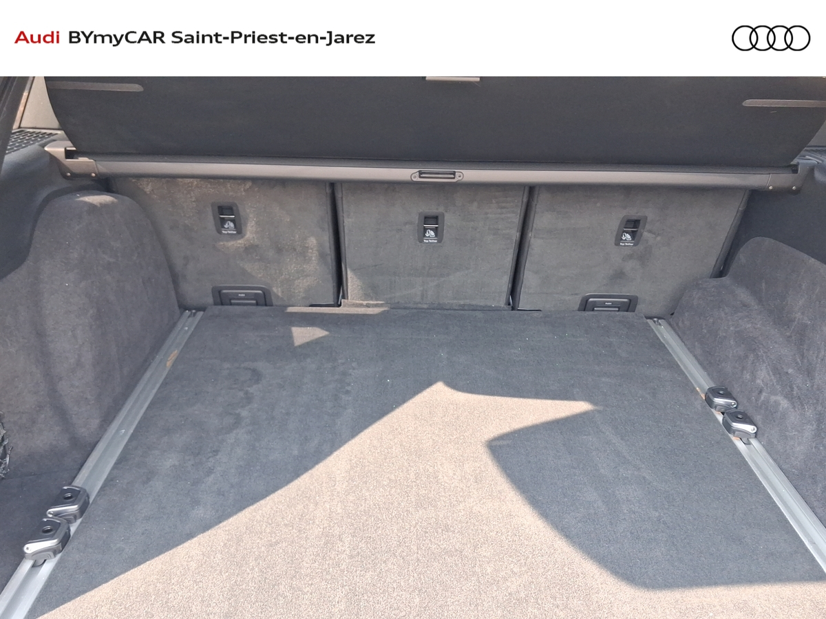Audi Q7 60 TFSIe 490 Tiptronic 8 quattro 5pl — photo 16