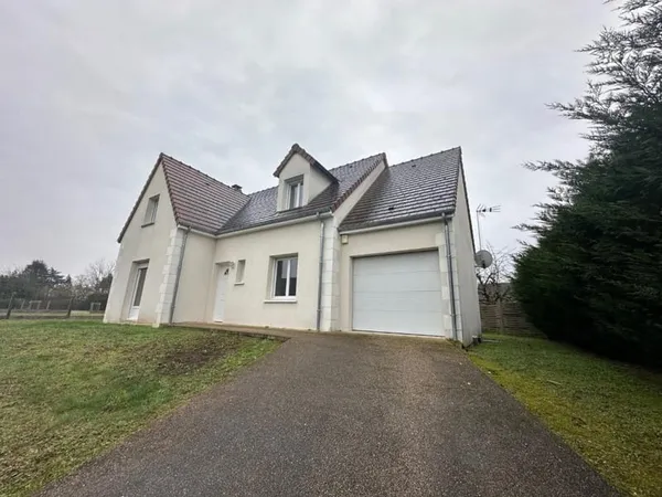 MAISON T5 - BLOIS - RUE ROGER LECLERC -