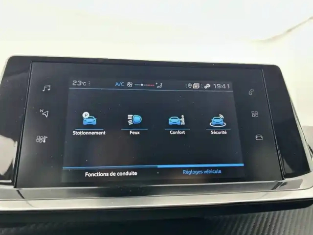 Peugeot 208 puretech 75 s&amp;s bvm5 — photo 88