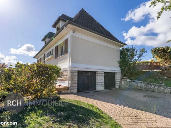 Maison 9 pièces 190 m²