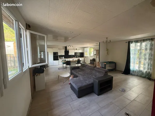 Maison avec jardin