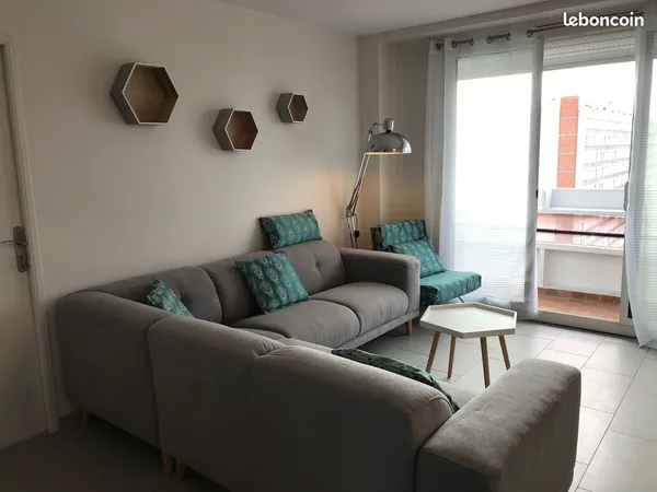 Colocation 100% Femmes à Mermoz Pinel
