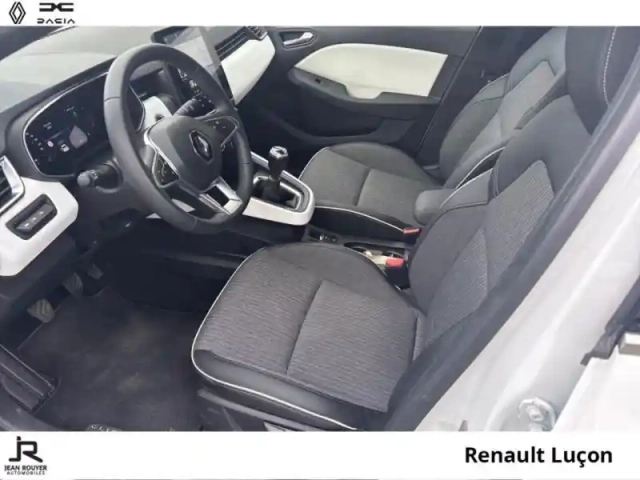 Renault Clio 1.0 tce 90ch techno — photo 3