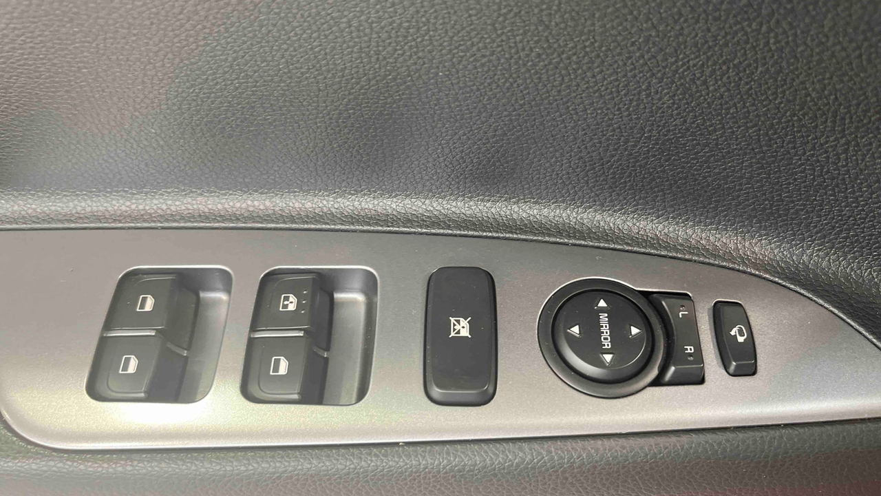 KIA Rio 1.0 T-GDi 120 ch MHEV DCT7 — photo 17