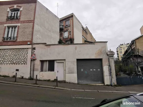 à louer - LOCAL ENTREPOT avec accès camion - DIRECT PROPRIETAIRE
