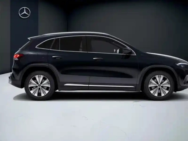 Mercedes Eqa 250 business line — photo 6