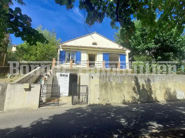 Nyons, charmante maison des années 1950