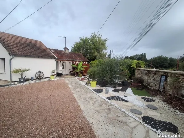 Charmante maison meublée à louer Bassou(89)
