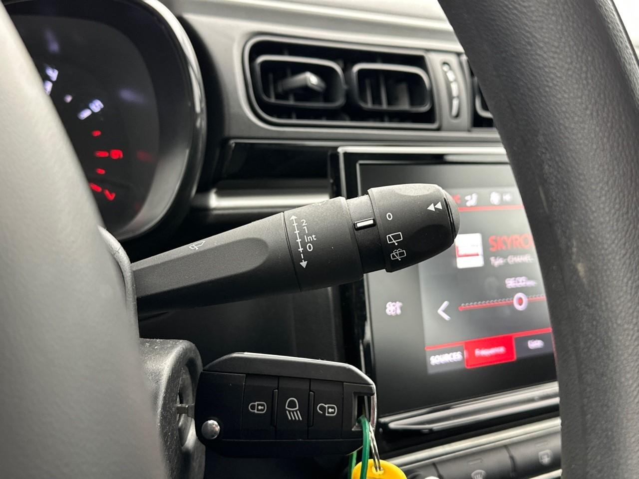 Citroën C3 bluehdi 100 ch bvm6 plus — photo 22