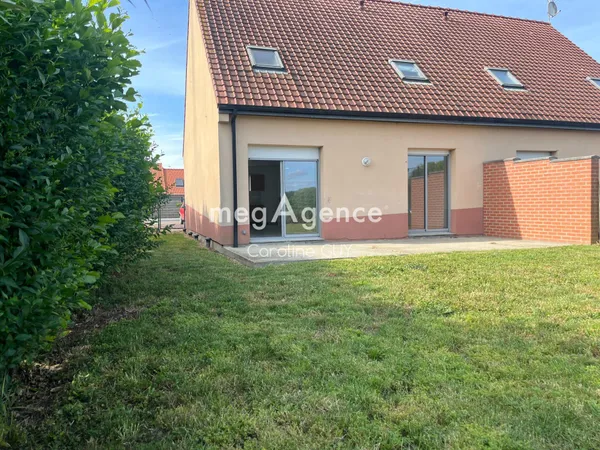 MAISON 92M2 VIE, 3 CHAMBRES DONT 1 AU RDC, JARDIN, PARKING