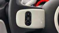 Renault Twingo 1.0 SCe 65ch Equilibre — photo 25