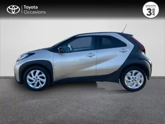 Toyota Aygo x 1.0 vvt-i 72ch design — photo 13