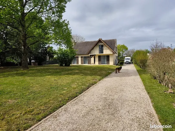 LOCATION MAISON 160 M² à BEAUTHEIL-SAINTS