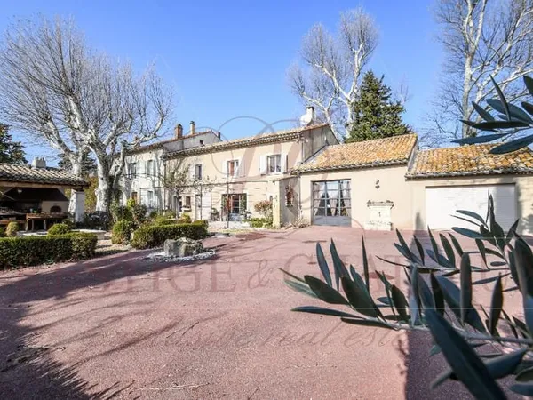 Maison Orange 9 pièce(s) 255 m2