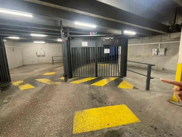 Parking 12 m²
