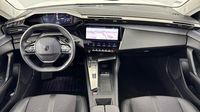 Peugeot 308 PHEV 180ch Allure Pack e-EAT8 — photo 11