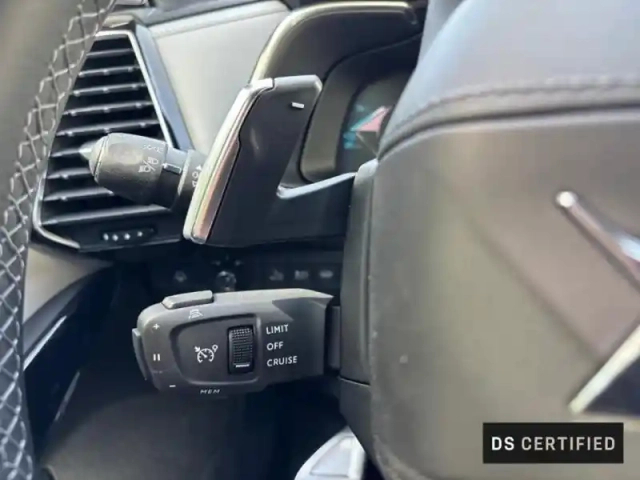 Ds Ds 7 1.6 plug-in hybrid 225ch etoile — photo 14