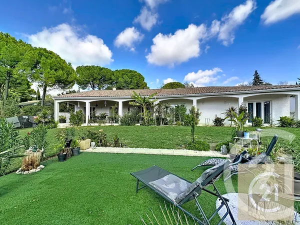 Maison 4 pièces 192 m²