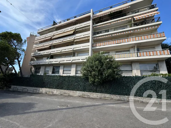 Studio 1 pièce 21 m²