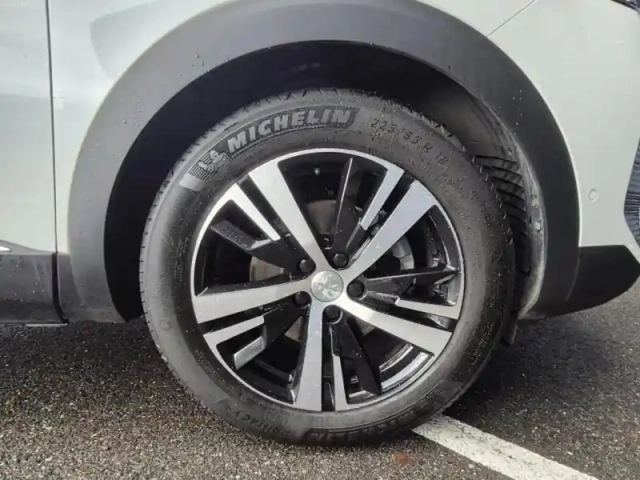 Peugeot 3008 1.2 puretech 130ch s&amp;s gt — photo 11