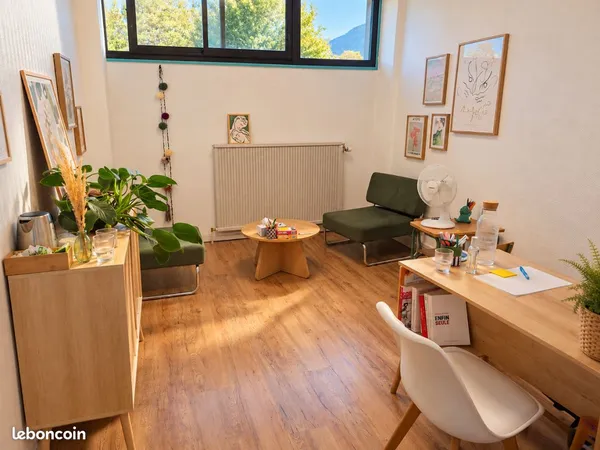Cabinet à partager Cluses