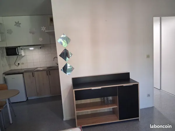 Meublé 27 m², balcon, parking, résidence SEURAT au 15/11/26