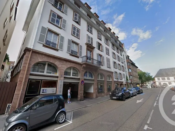 Parking 12 m²