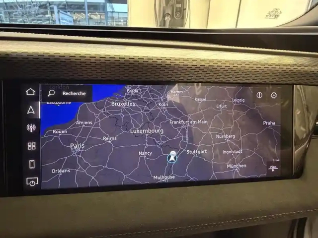Audi A6 e-tron avant performance 367 ch 100 kwh — photo 20