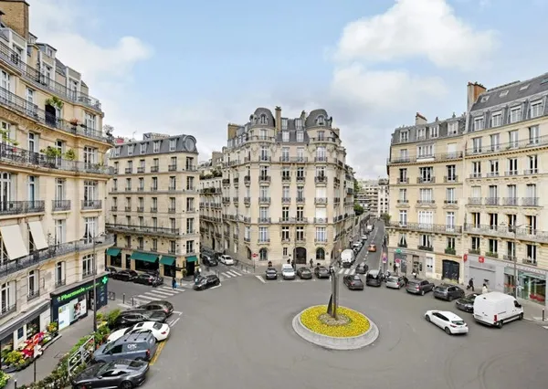 TROCADERO. VUE EXCEPTIONNELLE. APPARTEMENT 4 CHAMBRES