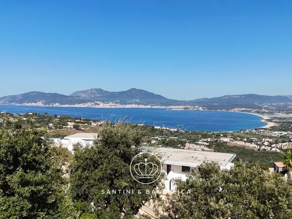 Terrain 1741 m²